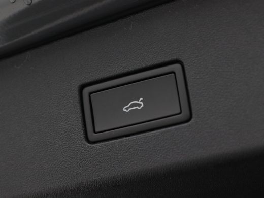 Volkswagen Tayron 1.5 eHybrid 272 Pk R-Line Edition | Panoramadak | Trekhaak | 20 Inch | Camera | Stuur- en Stoelve... ActivLease financial lease