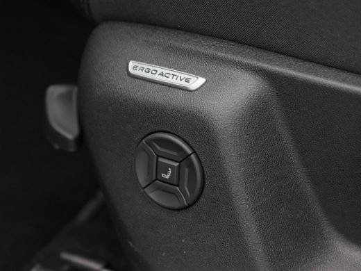 Volkswagen Tayron 1.5 eHybrid 272 Pk R-Line Edition | Panoramadak | Trekhaak | 20 Inch | Camera | Stuur- en Stoelve... ActivLease financial lease