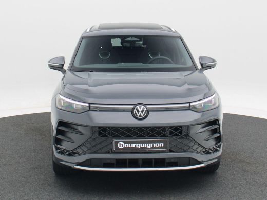 Volkswagen Tayron 1.5 eHybrid 272 Pk R-Line Edition | Panoramadak | Trekhaak | 20 Inch | Camera | Stuur- en Stoelve... ActivLease financial lease
