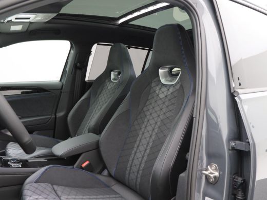 Volkswagen Tayron 1.5 eHybrid 272 Pk R-Line Edition | Panoramadak | Trekhaak | 20 Inch | Camera | Stuur- en Stoelve... ActivLease financial lease