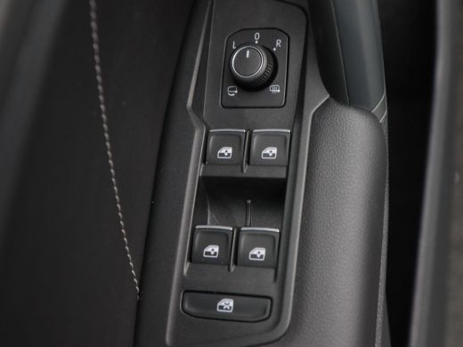 Volkswagen Tiguan 1.4 TSi 245 Pk eHybrid Automaat R-Line Business+ | Full LED | Adaptive Cruise | Keyless | Camera ... ActivLease financial lease