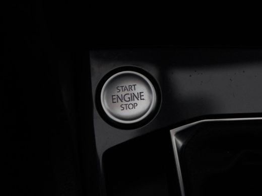 Volkswagen Tiguan 1.4 TSi 245 Pk eHybrid Automaat R-Line Business+ | Full LED | Adaptive Cruise | Keyless | Camera ... ActivLease financial lease