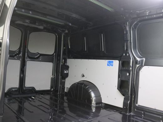 Volkswagen Transporter 2.0 TDI L2H1 30 Style 170PK AUT8 Adaptieve Cruise Control, Trekhaak, Achteruitrijcamera, Stoelver... ActivLease financial lease