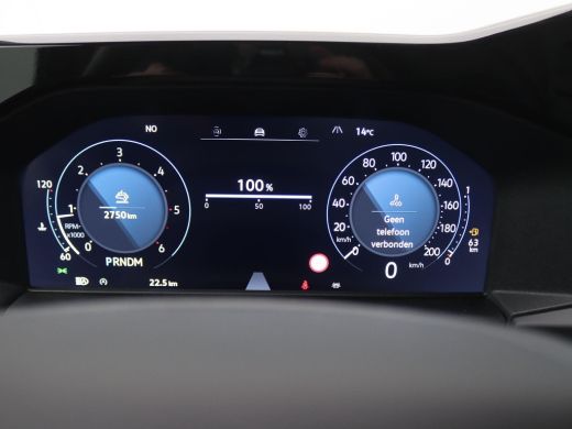 Volkswagen Transporter 2.0 TDI L2H1 30 Style 170PK AUT8 Adaptieve Cruise Control, Trekhaak, Achteruitrijcamera, Stoelver... ActivLease financial lease