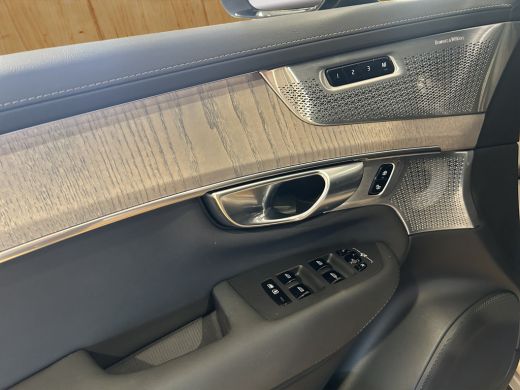 Volvo  XC90 2.0 T8 Plug-in hybrid AWD Ultra Dark | Elektrisch glazen panorama-dak | Head-up display | Lichtme... ActivLease financial lease