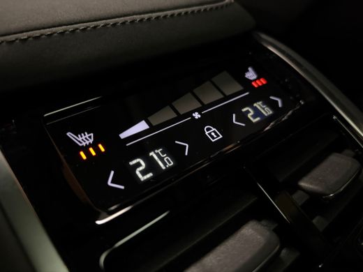 Volvo  XC90 T8 AWD Recharge Ultra Dark | Luchtvering | Trekhaak | 360 Camera | Head-Up Display | Harman Kardo... ActivLease financial lease