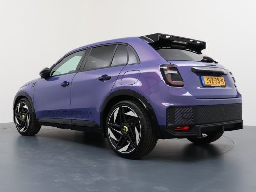 Abarth 600e Scorpionissima 54 kWh | Achteruitrijcamera | Apple Carplay/Android Auto|telefoonintegratie premiu... ActivLease financial lease