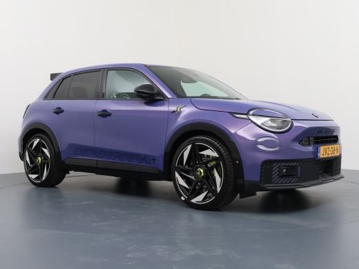 Abarth 600e Scorpionissima 54 kWh | Achteruitrijcamera | Apple Carplay/Android Auto|telefoonintegratie premiu... ActivLease financial lease