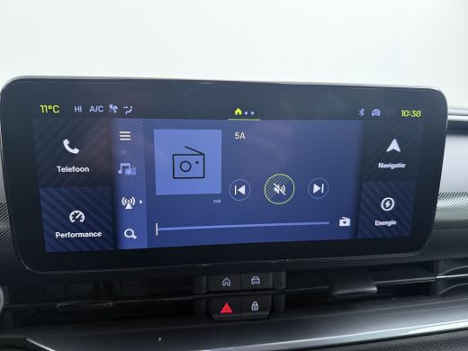 Abarth 600e Scorpionissima 54 kWh | Achteruitrijcamera | Apple Carplay/Android Auto|telefoonintegratie premiu... ActivLease financial lease