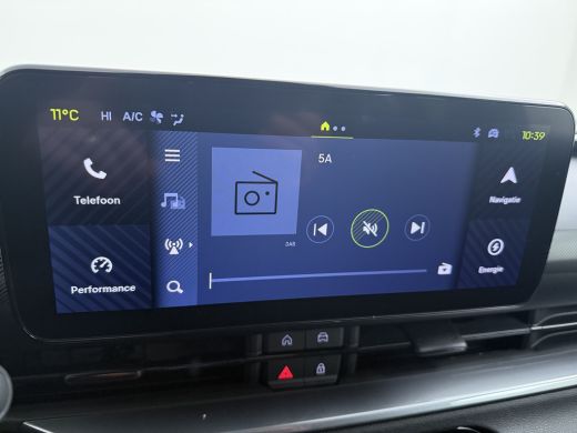 Abarth 600e Scorpionissima 54 kWh | Achteruitrijcamera | Apple Carplay/Android Auto|telefoonintegratie premiu... ActivLease financial lease