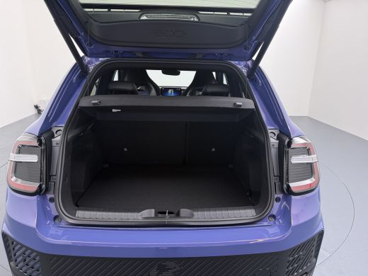 Abarth 600e Scorpionissima 54 kWh | Achteruitrijcamera | Apple Carplay/Android Auto|telefoonintegratie premiu... ActivLease financial lease