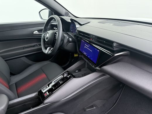 Alfa Romeo Junior 1.2 Turbo Hybrid Ibrida Speciale | Achterbank in delen neerklapbaar | Achteruitrijcamera | Airco ... ActivLease financial lease