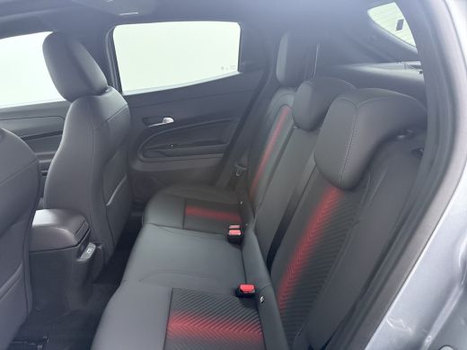 Alfa Romeo Junior 1.2 Turbo Hybrid Ibrida Speciale | Achterbank in delen neerklapbaar | Achteruitrijcamera | Airco ... ActivLease financial lease