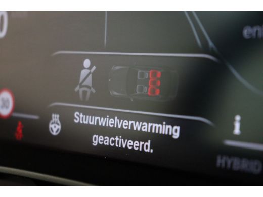 BMW 5 Serie Touring 530e xDrive High Executive M Sport Automaat / Sportstoelen / Trekhaak / Achteruitrijcamer... ActivLease financial lease