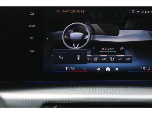 BMW X1 xDrive25e M Sport Automaat / Panoramadak / Trekhaak / Sportstoelen / M Adaptief onderstel / Comfo... ActivLease financial lease