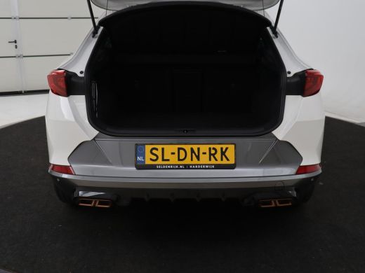 CUPRA Formentor 1.4 eHybrid VZ | 245pk | Adaptive cruise | Stuurverwarming | Carplay | Sfeerverlichting | Camera ... ActivLease financial lease