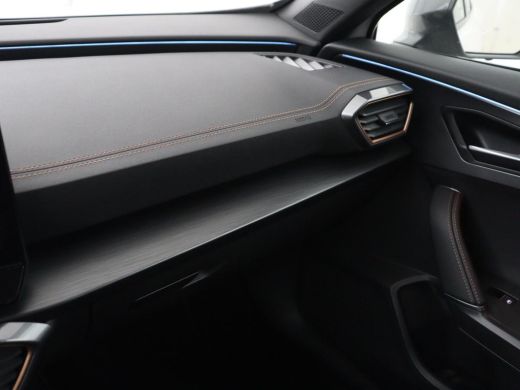 CUPRA Formentor 1.4 eHybrid VZ | 245pk | Adaptive cruise | Stuurverwarming | Carplay | Sfeerverlichting | Camera ... ActivLease financial lease