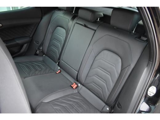 CUPRA Formentor 1.5 TSI e-Hybrid 272 PK VZ Performance | PANORAMADAK | TREKHAAK | 360 CAMERA | ELEKTR. A. KLEP | ... ActivLease financial lease