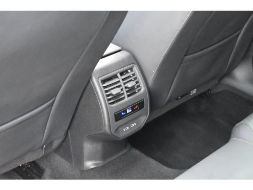 CUPRA Formentor 1.5 TSI e-Hybrid 272 PK VZ Performance | PANORAMADAK | TREKHAAK | 360 CAMERA | ELEKTR. A. KLEP | ... ActivLease financial lease