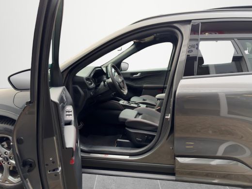 Ford Kuga 2.5 PHEV ST-Line X 243pk | Technology-, Winter Pack | Pano | Wegkl. Trekhaak | 18" All Season | ActivLease financial lease