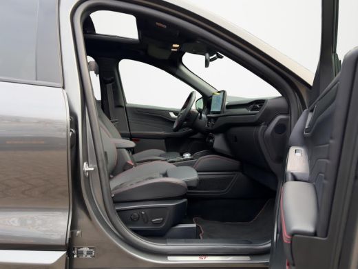 Ford Kuga 2.5 PHEV ST-Line X 243pk | Technology-, Winter Pack | Pano | Wegkl. Trekhaak | 18" All Season | ActivLease financial lease