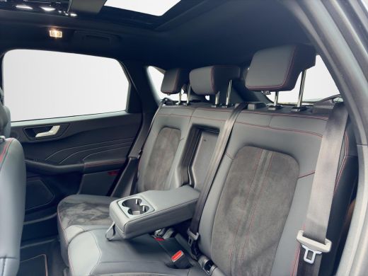 Ford Kuga 2.5 PHEV ST-Line X 243pk | Technology-, Winter Pack | Pano | Wegkl. Trekhaak | 18" All Season | ActivLease financial lease