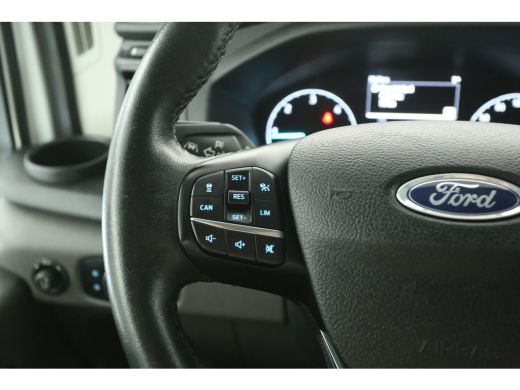 Ford Transit 350 2.0 TDCI L3H2 Trail | Airco | Adap. Cruise | Camera | 3 Zits | Trekh. | Parkeersen. ActivLease financial lease