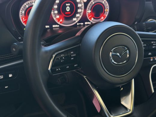 Mazda CX-60 2.5 e-SkyActiv PHEV HOMURA ELEK.STOEL PANO SCHUIFDAK STOEL/STUUR.VERW/VENTILATIE HEADUP AWD 4X4 4... ActivLease financial lease