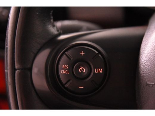 Mini Cooper 1.5 *1ste Eigenaar*Panoramadak*Stoelverwarming*PDC* ActivLease financial lease