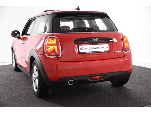 Mini Cooper 1.5 *1ste Eigenaar*Panoramadak*Stoelverwarming*PDC* ActivLease financial lease