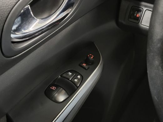 Nissan Navara 2.3dCi 164pk Pick-Up 4X4 Euro 6! ActivLease financial lease