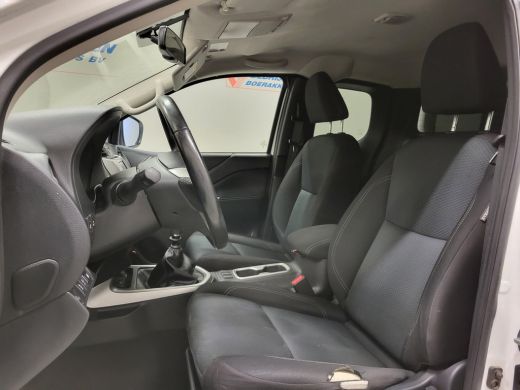 Nissan Navara 2.3dCi 164pk Pick-Up 4X4 Euro 6! ActivLease financial lease