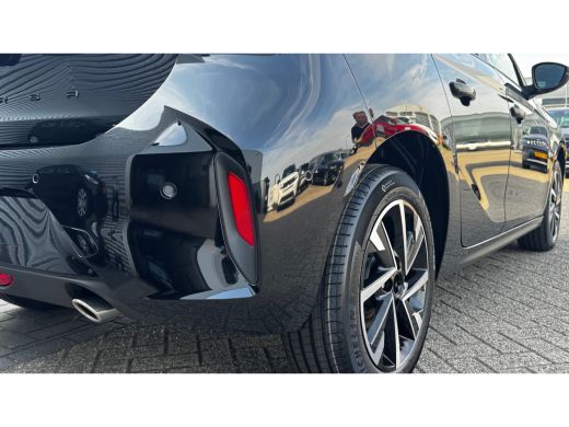 Opel Corsa GS | Achteruitrijcamera 180&deg; | Dode hoek waarschuwing | Draadloze Apple Carplay en Android Auto |... ActivLease financial lease