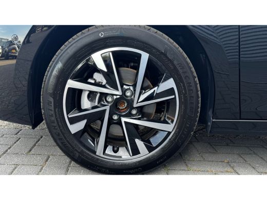 Opel Corsa GS | Achteruitrijcamera 180&deg; | Dode hoek waarschuwing | Draadloze Apple Carplay en Android Auto |... ActivLease financial lease