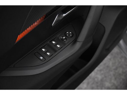 Peugeot 2008 1.2 Active *1ste Eigenaar*Navigatie*Carplay*PDC* ActivLease financial lease