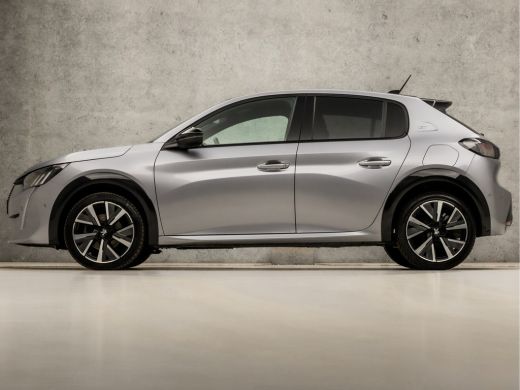 Peugeot 208 1.2 PureTech GT-Line Sport (VIRTUAL COCKPIT, ZWART DAK, APPLE CARPLAY, 360 CAMERA, KEYLESS, SFEER... ActivLease financial lease