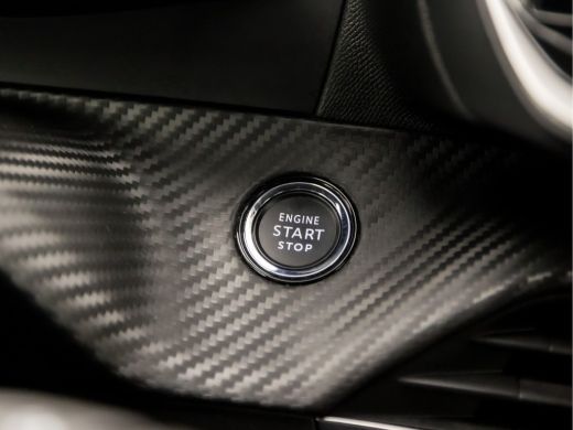 Peugeot 208 1.2 PureTech GT-Line Sport (VIRTUAL COCKPIT, ZWART DAK, APPLE CARPLAY, 360 CAMERA, KEYLESS, SFEER... ActivLease financial lease