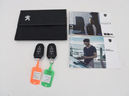 Peugeot 508 1.6 HYbrid Allure | Adaptive cruise | Half leder | Stoelverwarming | Camera | Carplay | Full LED ... ActivLease financial lease