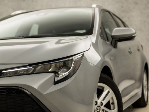 Toyota Corolla Touring Sports 1.8 Hybrid Sport Automaat (APPLE CARPLAY, CAMERA, TREKHAAK, SPORTSTOELEN, KEYLESS, ADAPTIVE CRUIS... ActivLease financial lease