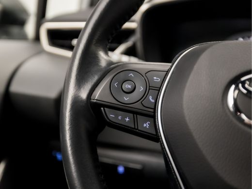 Toyota Corolla Touring Sports 1.8 Hybrid Sport Automaat (APPLE CARPLAY, CAMERA, TREKHAAK, SPORTSTOELEN, KEYLESS, ADAPTIVE CRUIS... ActivLease financial lease