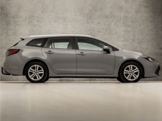 Toyota Corolla Touring Sports 1.8 Hybrid Sport Automaat (APPLE CARPLAY, CAMERA, TREKHAAK, SPORTSTOELEN, KEYLESS, ADAPTIVE CRUIS... ActivLease financial lease
