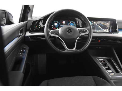 Volkswagen Golf 1.5 eTSI Life *1ste Eigenaar*Navigatie*Ambiente*Camera* ActivLease financial lease