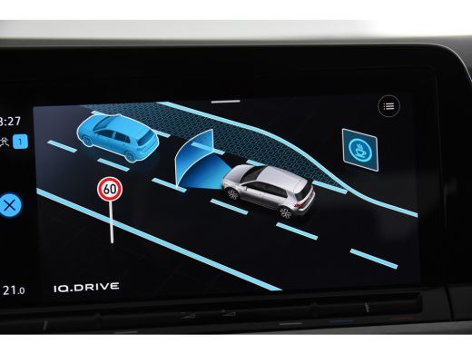 Volkswagen Golf 1.5 eTSI Life *1ste Eigenaar*Navigatie*Ambiente*Camera* ActivLease financial lease