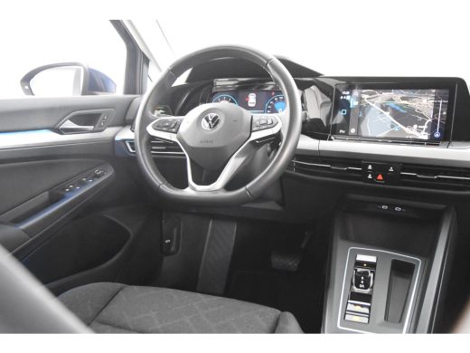 Volkswagen Golf 1.5 eTSI Life *1ste Eigenaar*Navigatie*Ambiente*Camera* ActivLease financial lease