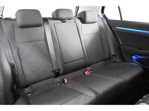 Volkswagen Golf 1.5 eTSI Life *1ste Eigenaar*Navigatie*Ambiente*Camera* ActivLease financial lease