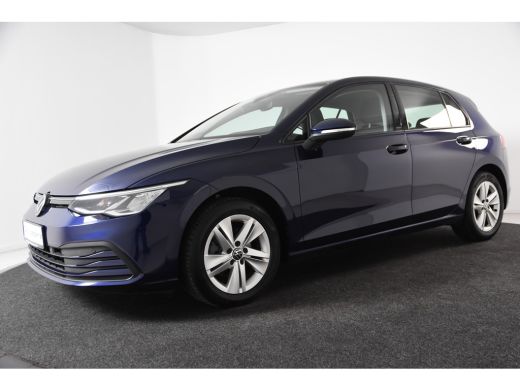 Volkswagen Golf 1.5 eTSI Life *1ste Eigenaar*Navigatie*Ambiente*Camera* ActivLease financial lease