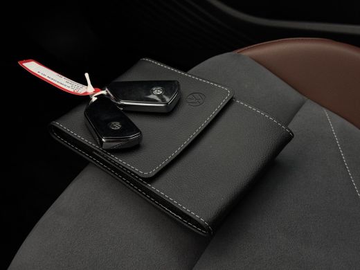 Volkswagen ID.4 Aut. First Edition 77 kWh | SoH 92% | ACC | Camera | Carplay | ActivLease financial lease