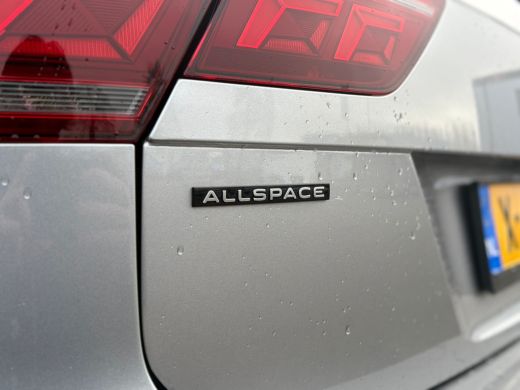 Volkswagen Tiguan Allspace 1.5 TSI 150 pk R-Line Business 7pers. 7-DSG | Wegklapbare trekhaak | Achteruitrijcamera | Cruise ... ActivLease financial lease