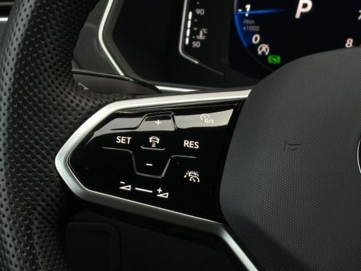 Volkswagen Tiguan Allspace 1.5 TSI 150 pk R-Line Business 7pers. 7-DSG | Wegklapbare trekhaak | Achteruitrijcamera | Cruise ... ActivLease financial lease