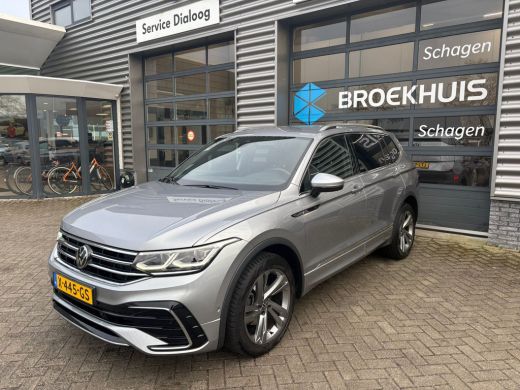 Volkswagen Tiguan Allspace 1.5 TSI 150 pk R-Line Business 7pers. 7-DSG | Wegklapbare trekhaak | Achteruitrijcamera | Cruise ... ActivLease financial lease